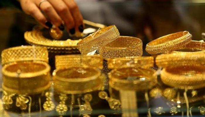 تفسير حلم رؤية بيع الذهب في المنام